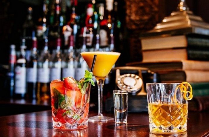 Tổng hợp danh sách 62 hình ảnh ly rượu trong bar
