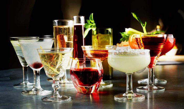 Tổng hợp danh sách 62 hình ảnh ly rượu trong bar