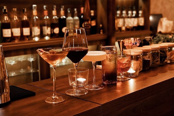 Tổng hợp danh sách 62 hình ảnh ly rượu trong bar