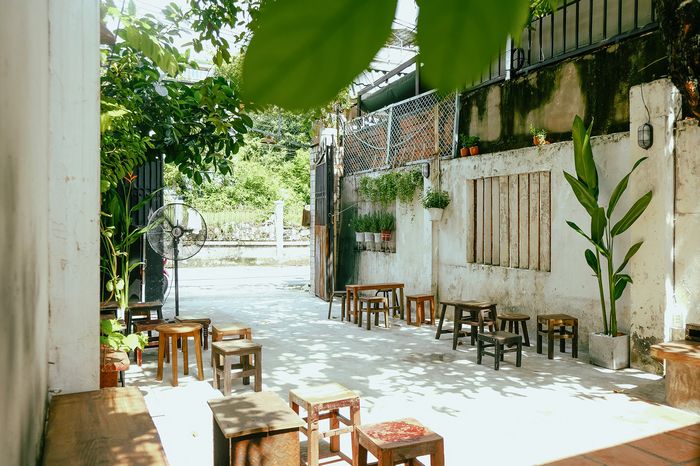 Quan Cafe Phu Nhuan 30