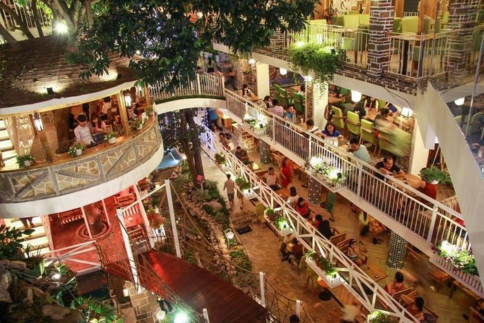 Quan Cafe Tan Binh 27