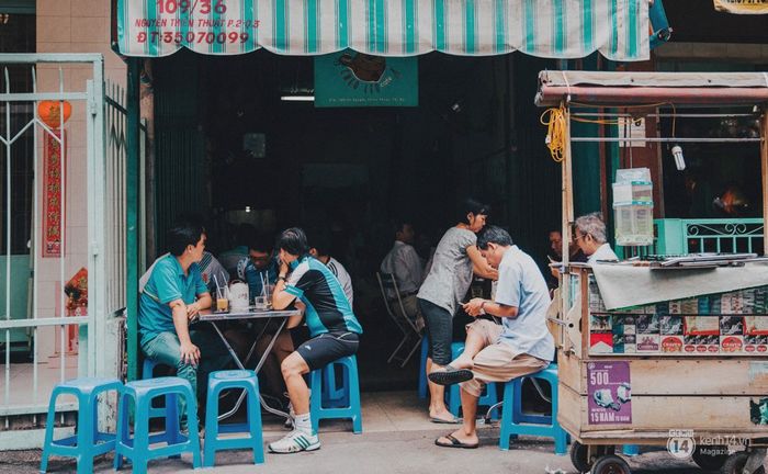 Top 4+ quán cà phê vợt tồn tại hơn nữa thế kỷ tại Sài Gòn
