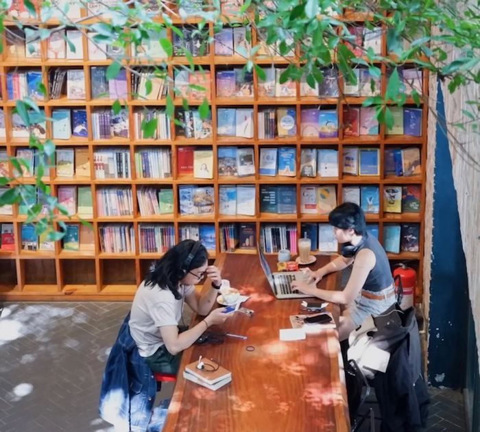 Quán Cafe Học Bài