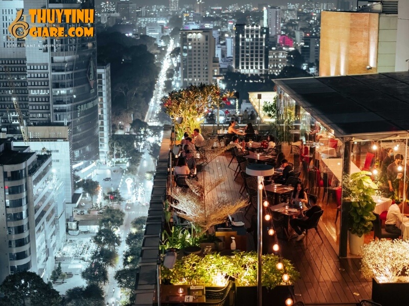 Khám Phá 20 Nhà Hàng Âu Lãng Mạn, Nổi Tiếng Nhất Tại Tphcm 4 Shri Restaurant &Amp; Lounge